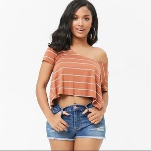 Striped Wide Shoulder Loose Crop Tee